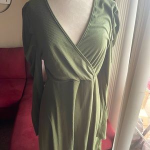 Francesca’s Olive L/S dress